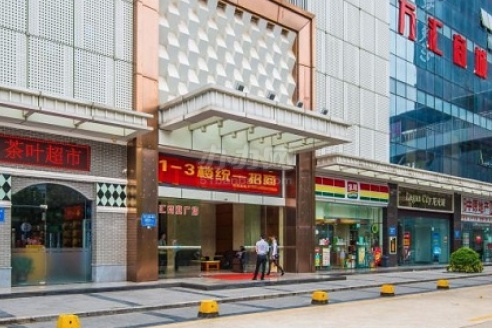 大门入口